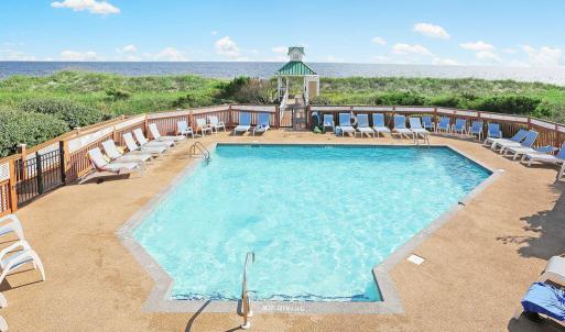 18 Beach pool