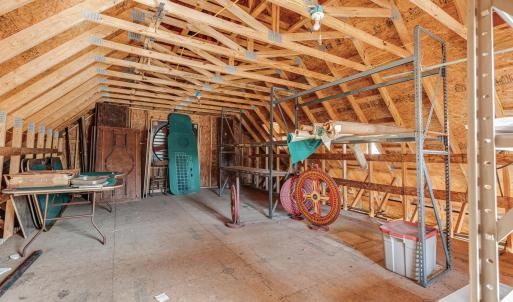 634 Byrnes Way GARAGE UPSTAIRS