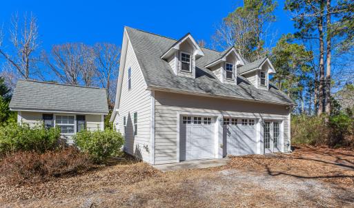 634 Byrnes Way GARAGE FRONT VIEW-17