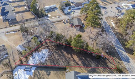 474_Hubert_Boulevard_Hubert_NC-82