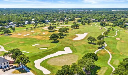 045_landfall_amenities_summer-9_385