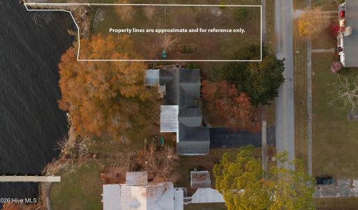 Lot Lines 9-web-or-mls-DJI_2025112417010