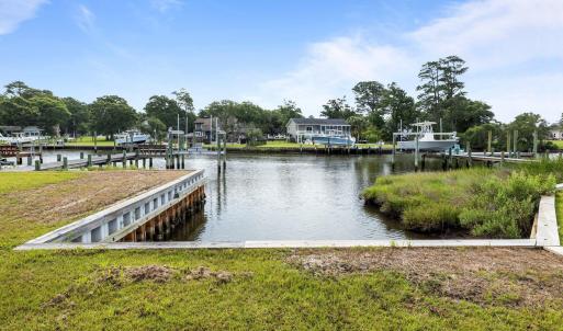 Deepwater Boat Basin