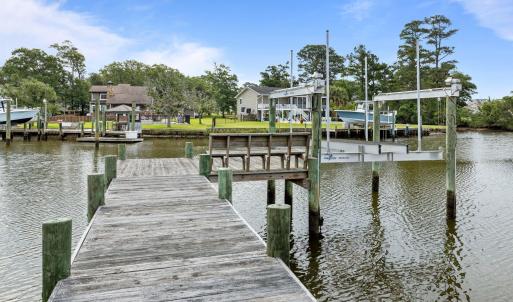 Dock with Lift