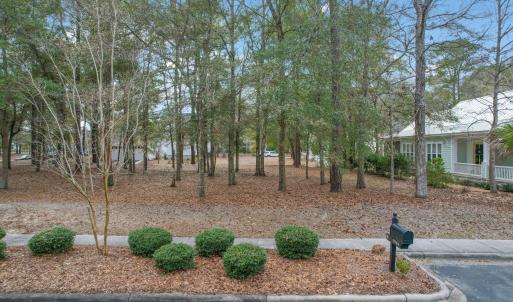 9145EBramshillDr - 1