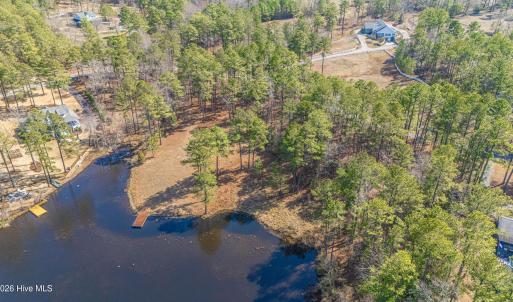 305 Lakewood Drive