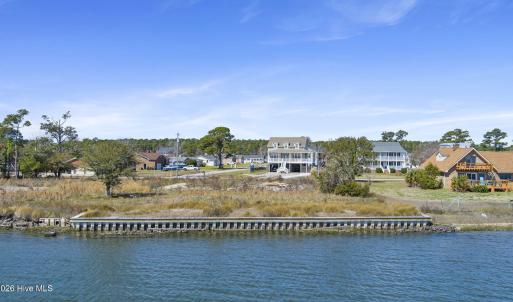 13-web-or-mls-608BronnaSt-3-9-26-014