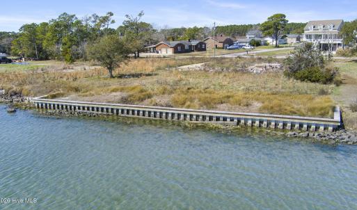 15-web-or-mls-608BronnaSt-3-9-26-017