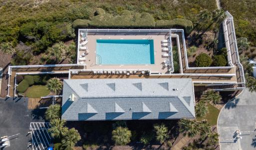 Beach Club & Pool
