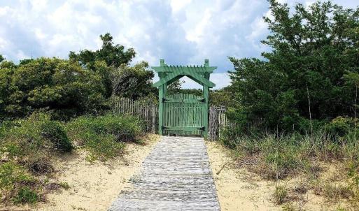 20211105190457151634000000-o