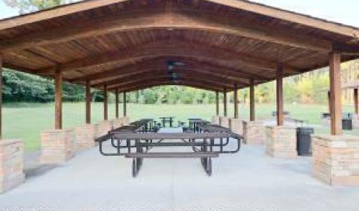 Foxfire Village Park Pic Nic Shelters