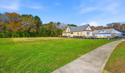 2_9342_old_salem_way_002