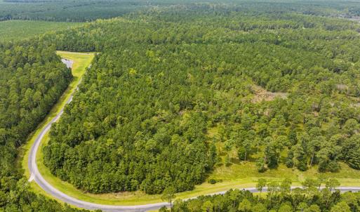 15 Paradox Point Drive, Aurora, NC 27806