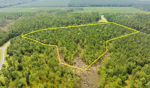 15 Paradox Point Drive, Aurora, NC 27806