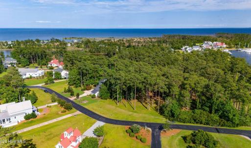 004_Aerial Lot View