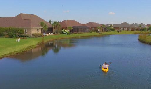 18 Kayak