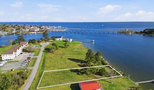 8044 Treasure Drive, Oriental, NC 28571