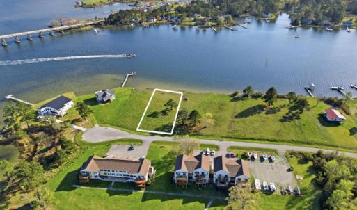 8052 Treasure Drive, Oriental, NC 28571