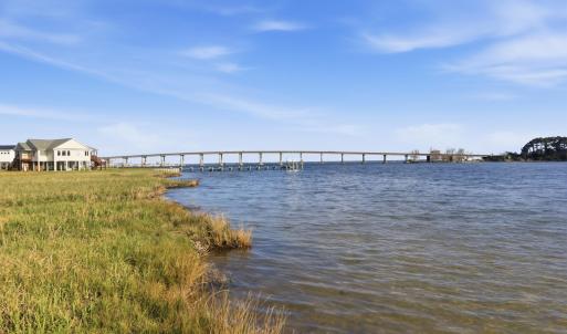 8052 Treasure Drive, Oriental, NC 28571