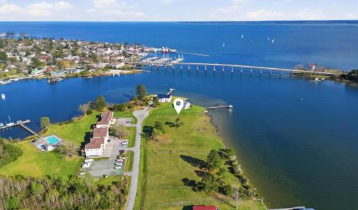 8054 Treasure Drive, Oriental, NC 28571