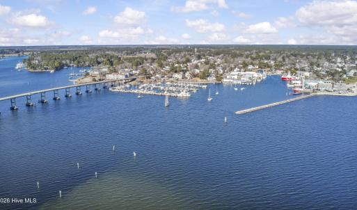 8054 Treasure Drive, Oriental, NC 28571