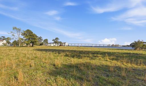 8054 Treasure Drive, Oriental, NC 28571