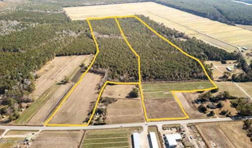 1674 & 1712 Hwy 1011674 & 1712 Hwy 101