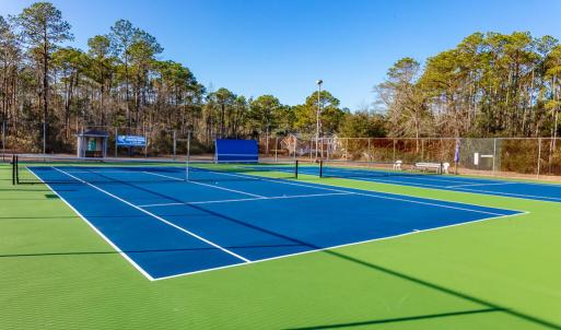 TENNIS