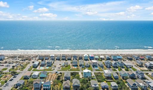 4316EDolphinDriveDrone-8