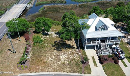 105 Misiflower Ct