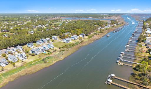 17-web-or-mls-CAMMediaLLC.com (11 of 13)