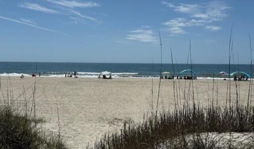 250Bl02105 - Private Community Beach Acc