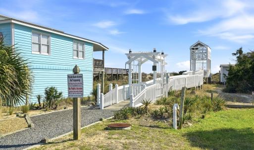 Private walkway to the beach