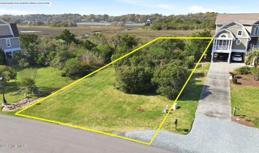 0.3 acre lot