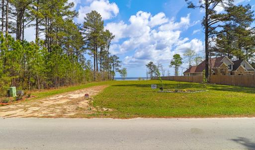 Waterfront Lot in Neuse Point East