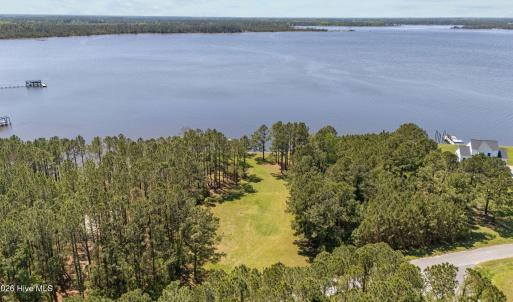 5-web-or-mls-DJI_20260421135348_0506_D