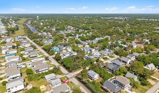 12-web-or-mls-CAMMediaLLC.com (3 of 10)