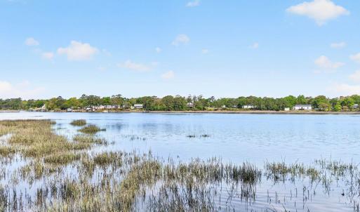 1803 Harbour Edge Ln SW