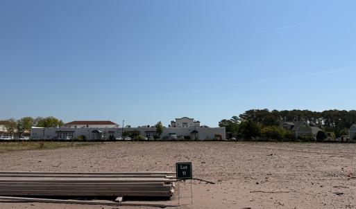 Lot 11 photo