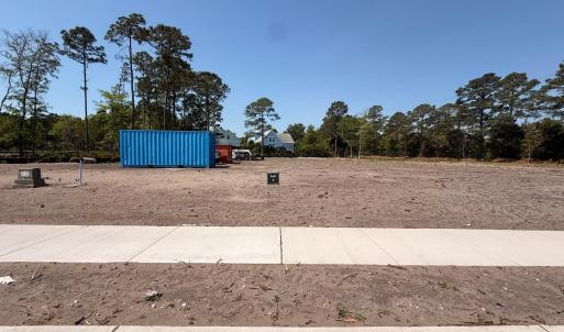 Lot 1 photo