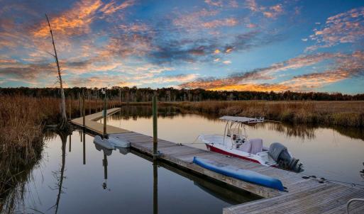 dock 2 brook