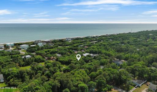 Vacant lot in Pine Knoll Shores