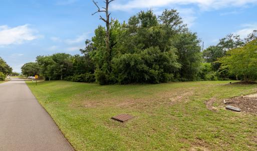 Vacant lot in Pine Knoll Shores