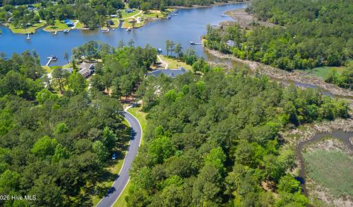 272 Southern Plantation Drive S