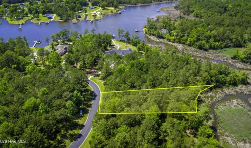 272 Southern Plantation Drive S