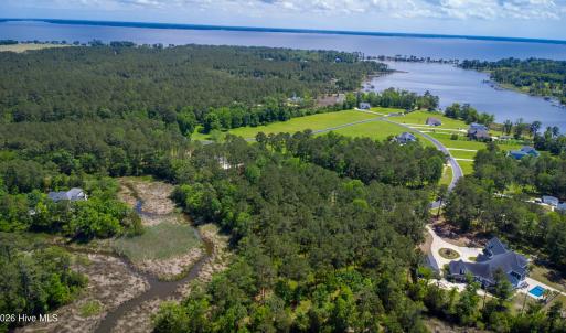 272 Southern Plantation Drive S