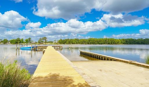 Community boat ramp