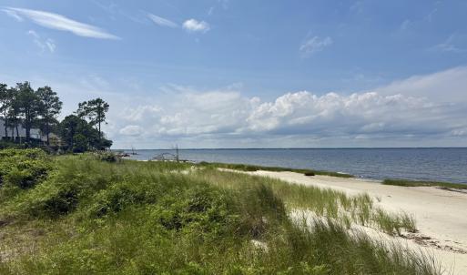 Photo #1 of 558 Sandy Point, Beaufort, NC 3.4 acres