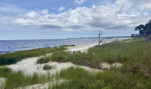 Photo #16 of 558 Sandy Point, Beaufort, NC 3.4 acres