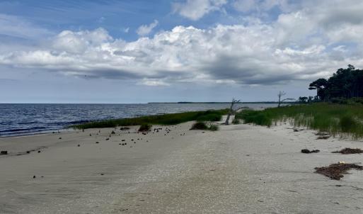 Photo #17 of 558 Sandy Point, Beaufort, NC 3.4 acres
